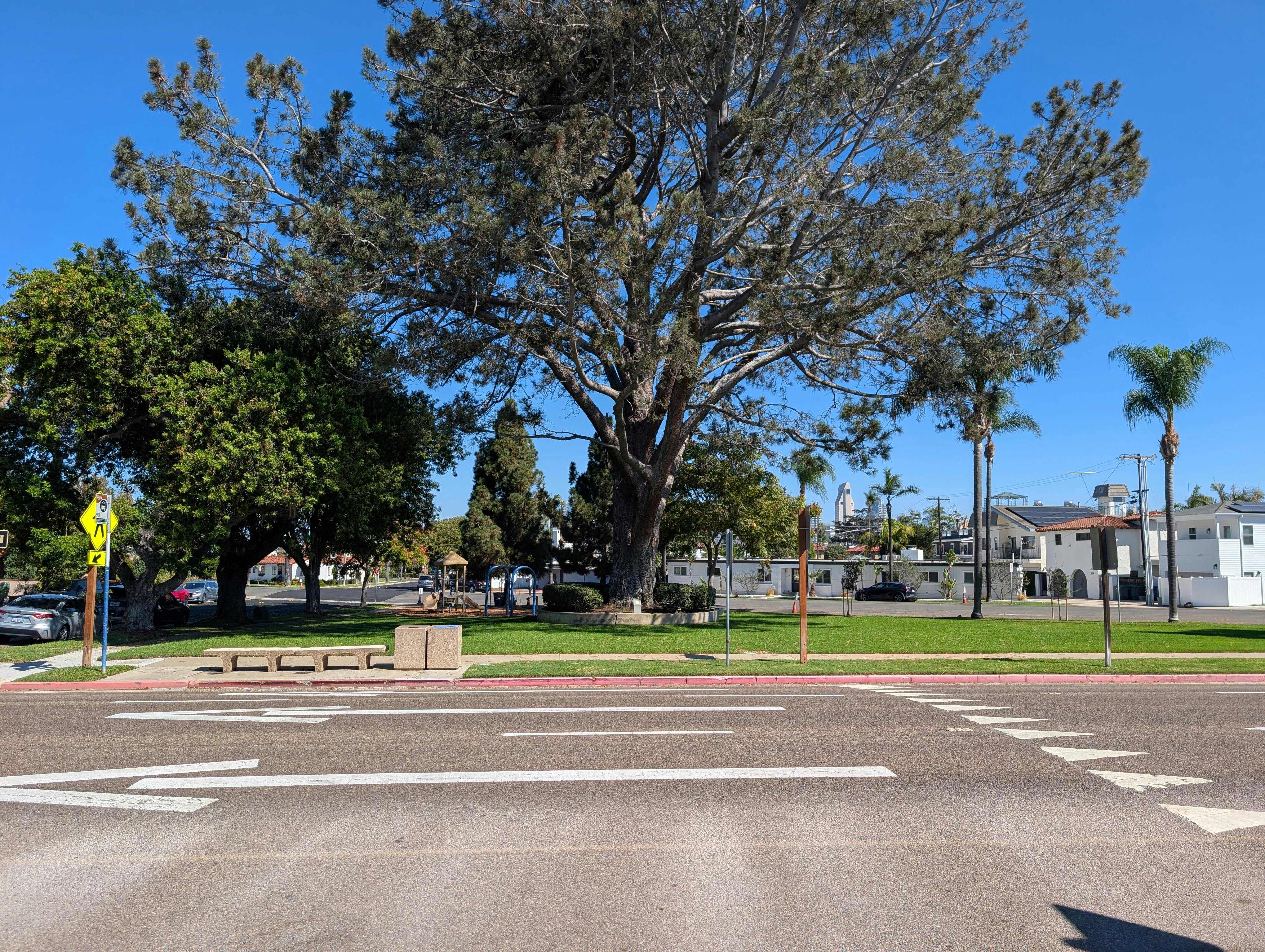 View of Glenn Curtiss Park from 3rd St.