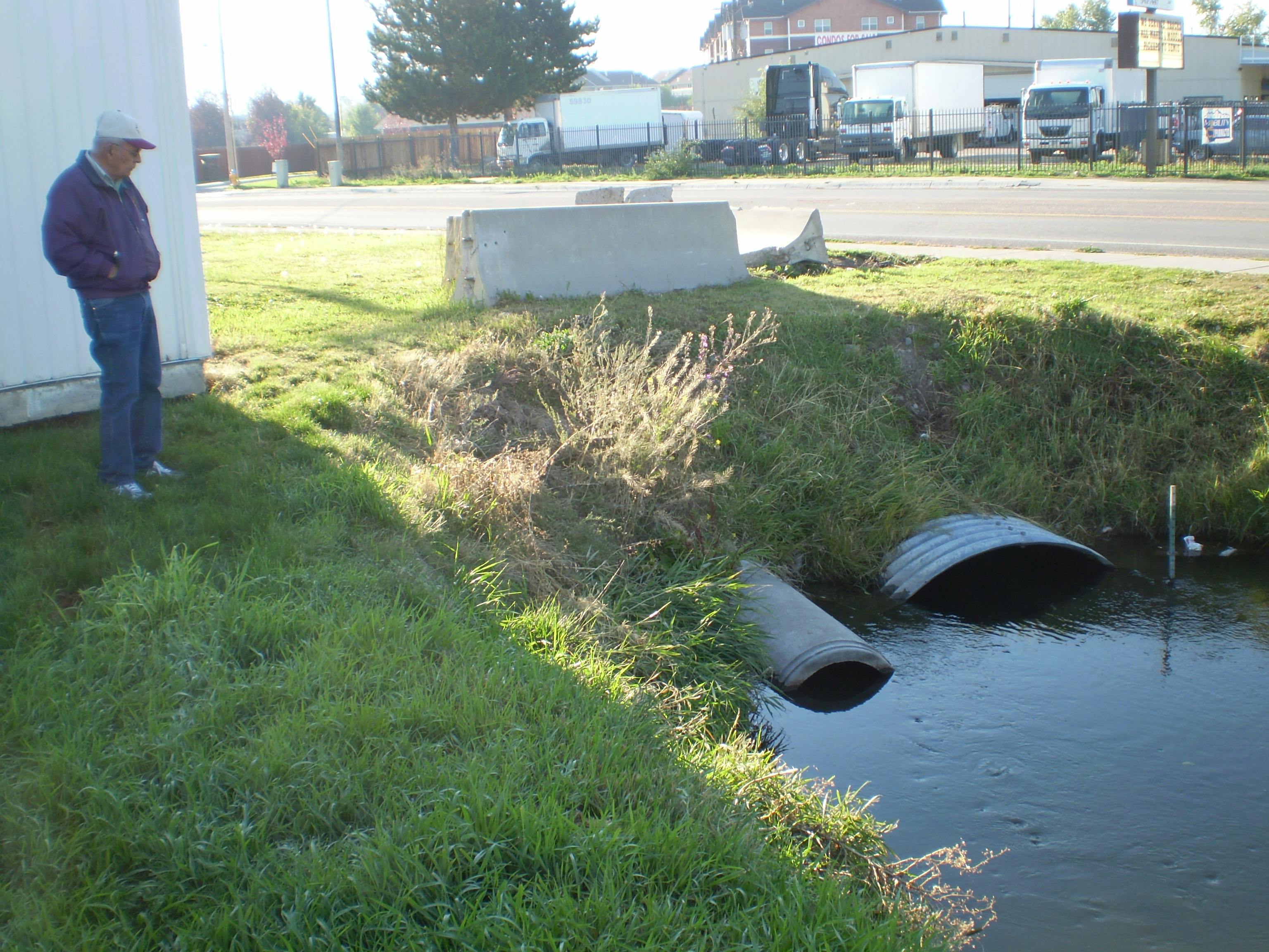 Outlet of Russell St culvert - 2009.