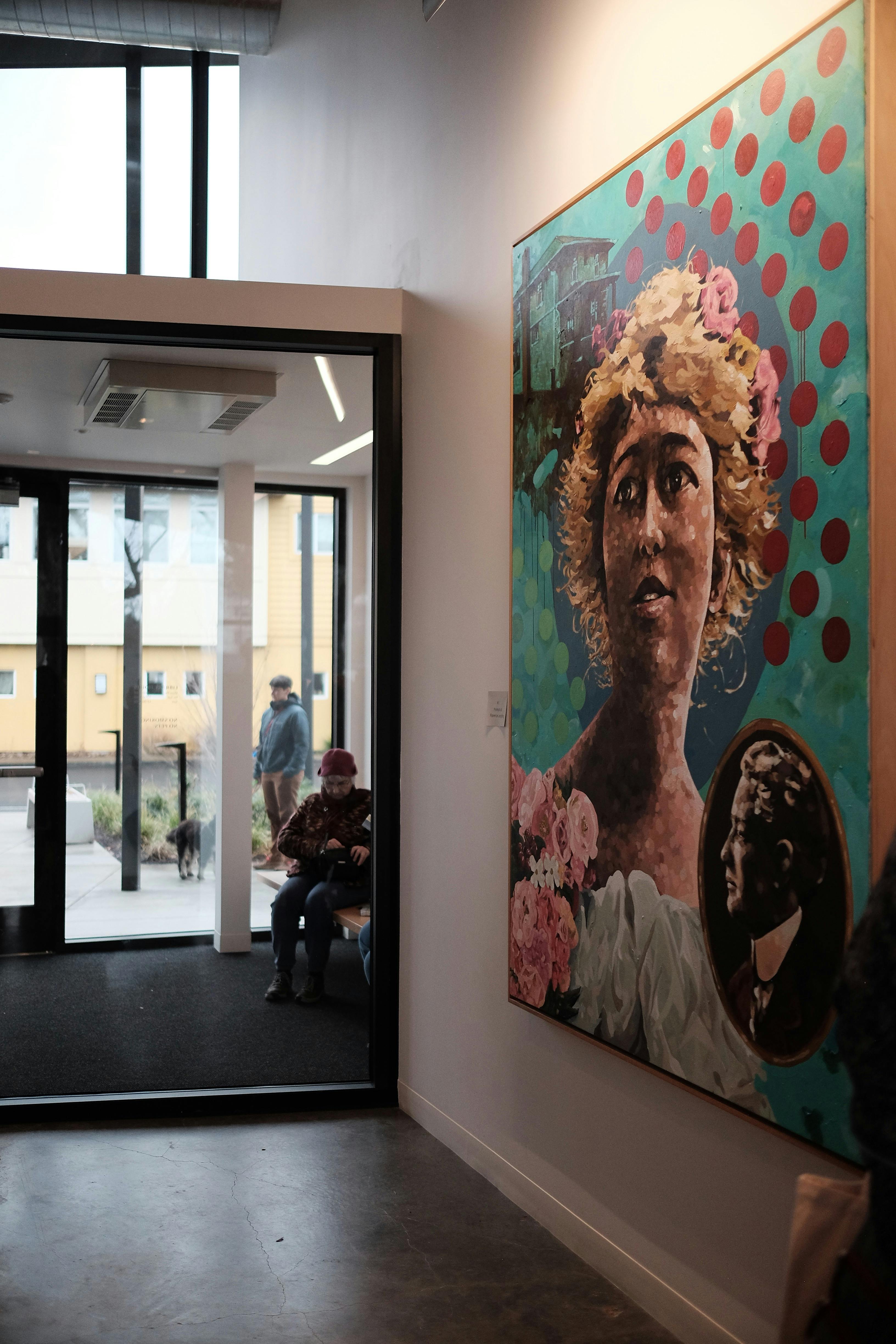 Photo of Milwaukie Ledding Library Inside Entrance