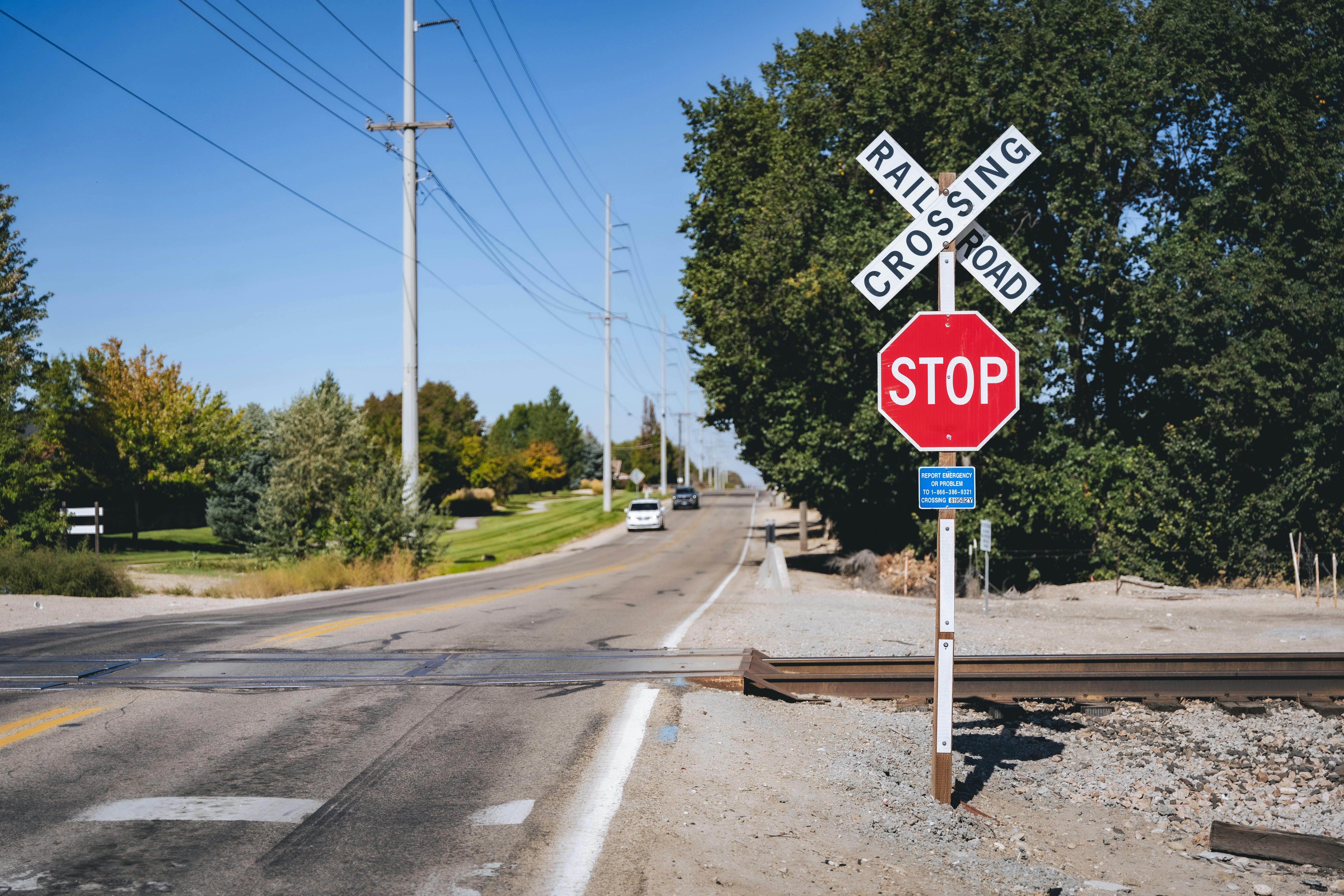 Black Cat and Franklin RR Crossing