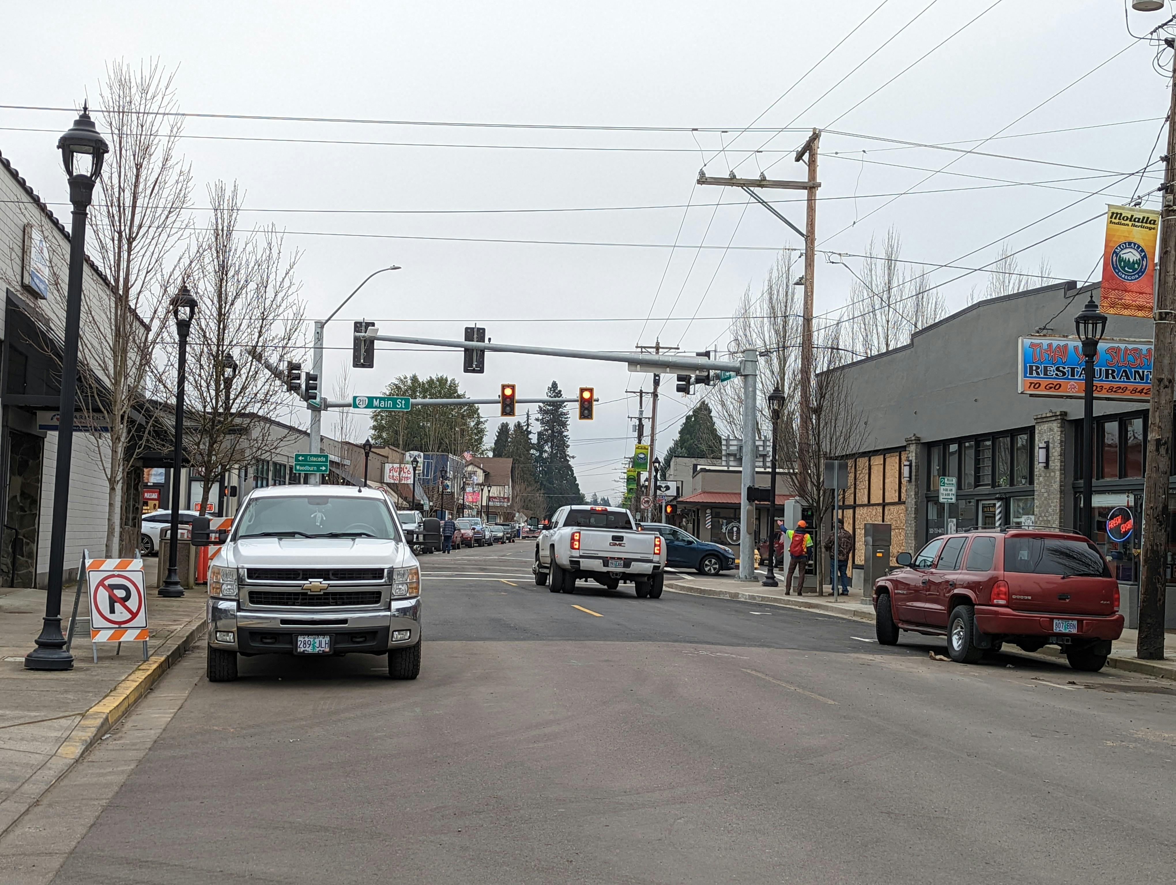 Molalla Ave Signal 2.jpg