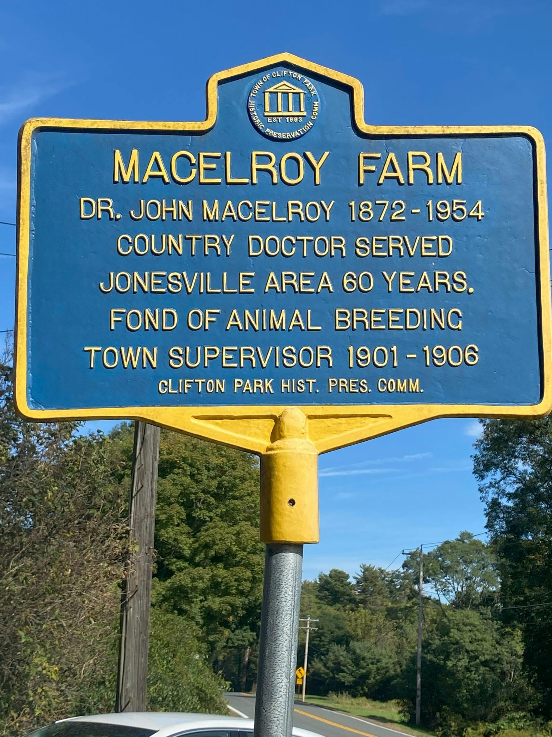 MacElroy Farm Historic Marker Close-Up_photo by John Scherer.jpg