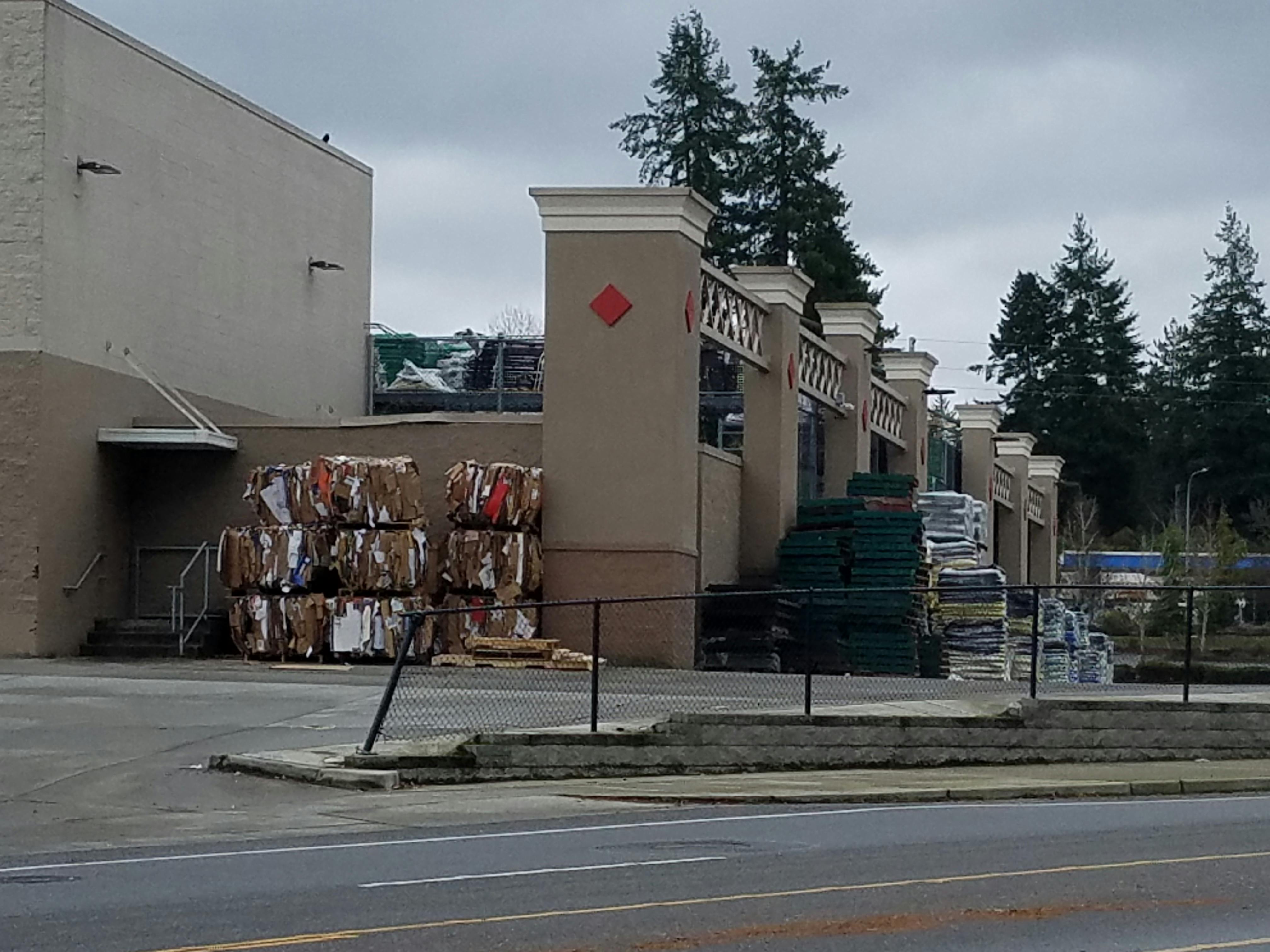 loading dock for Lowes.jpg