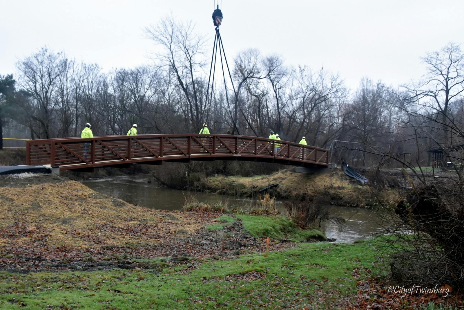 Pedestrian bridge at Idewood Park