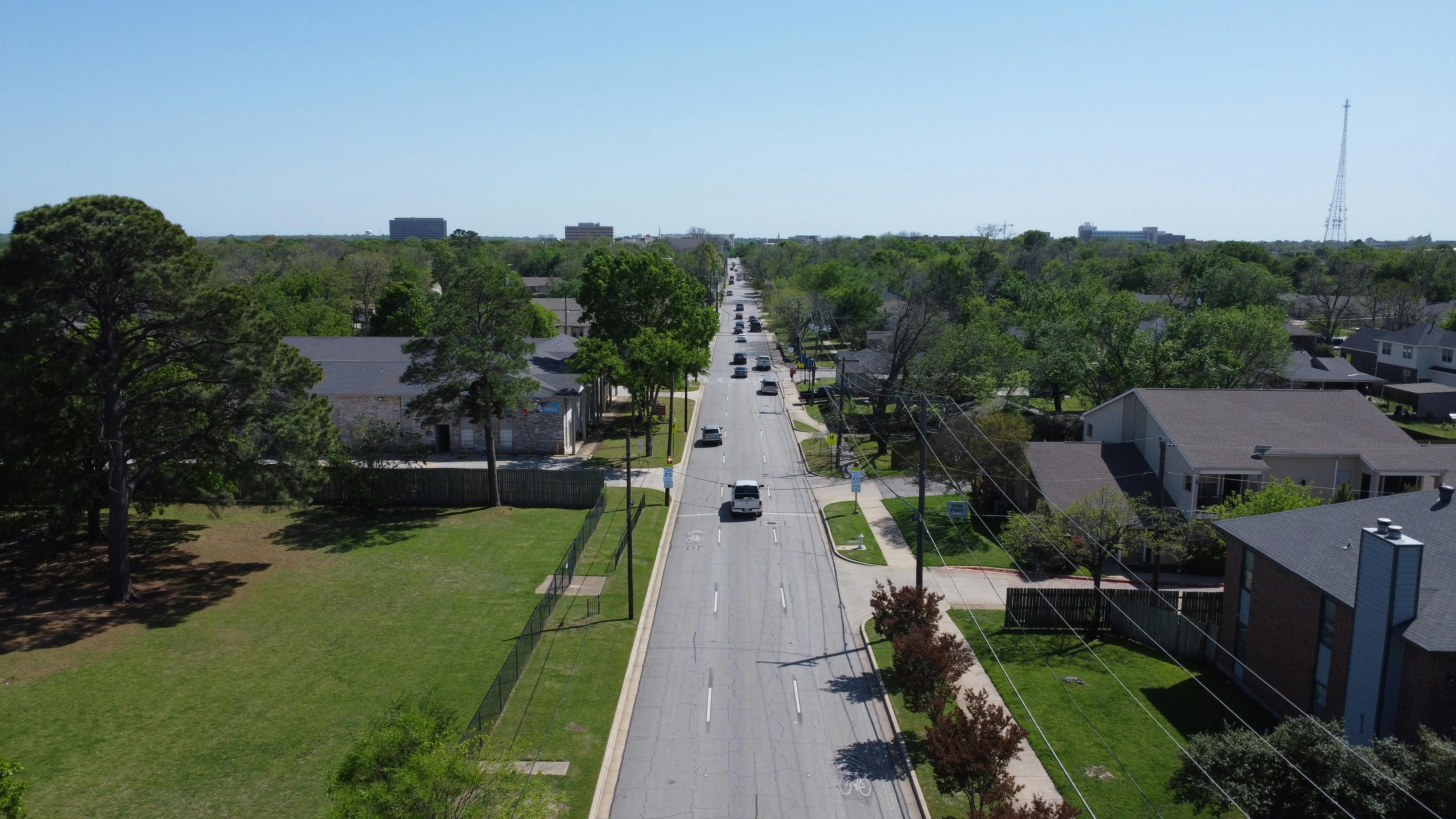 Neighborhood one-way street