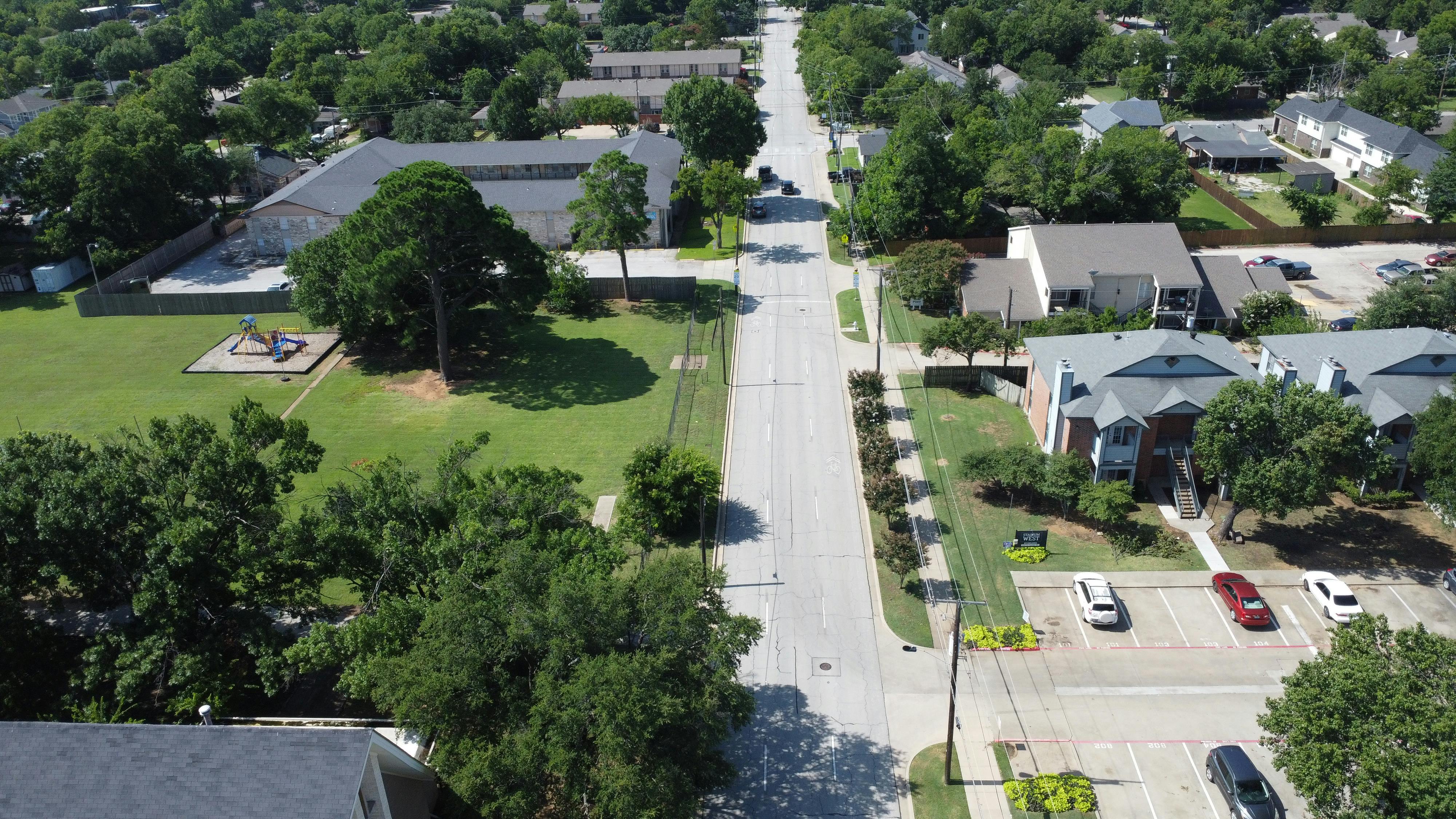 Neighborhood two-way street