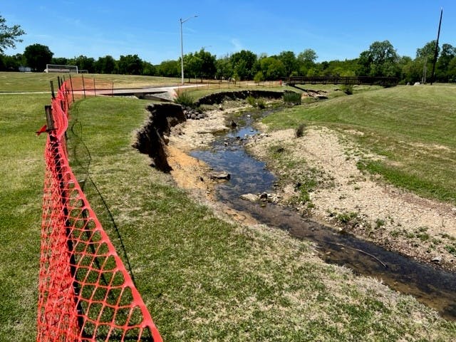 Cooper Creek erosion in Avondale Park (May 2023) 1