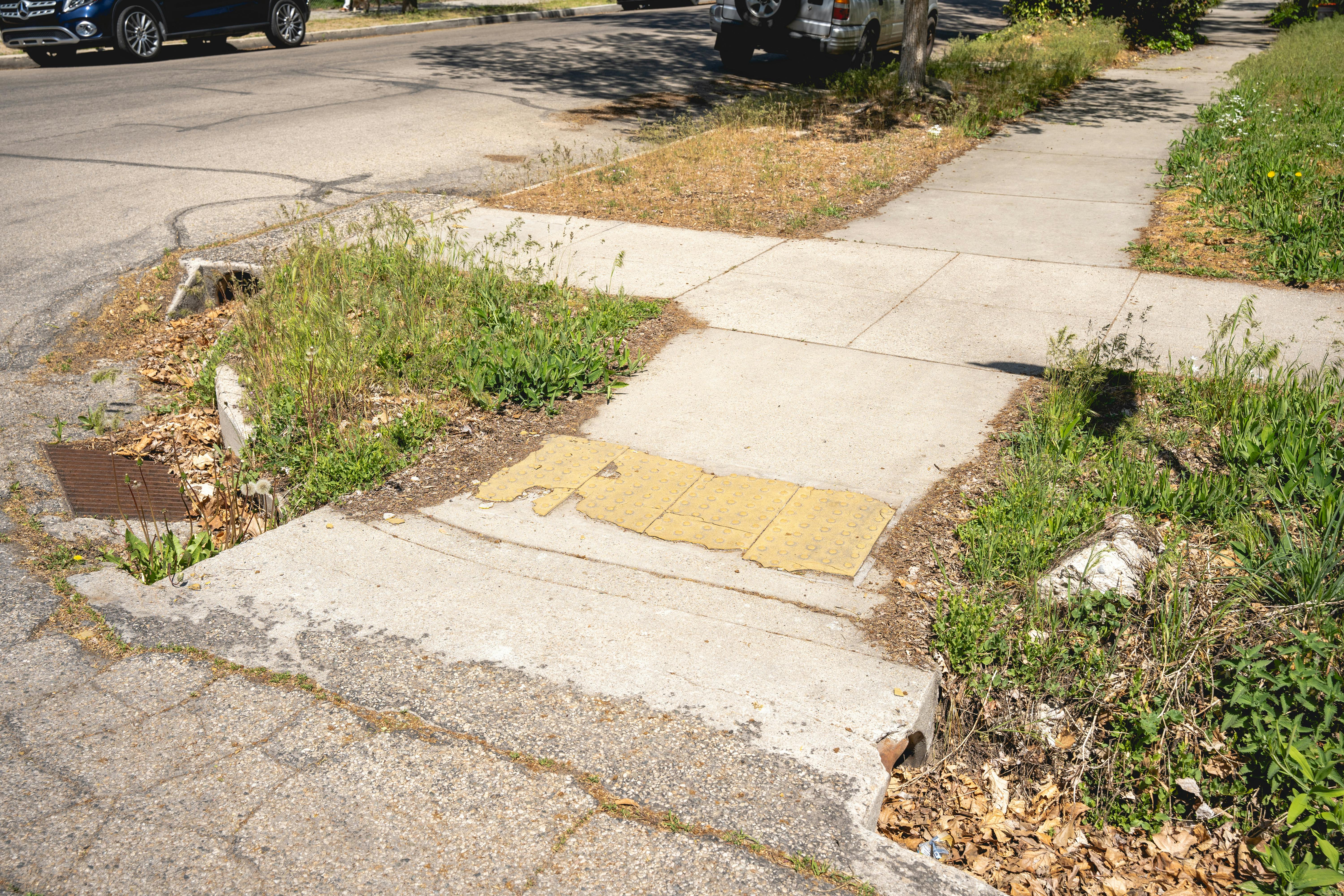 Pedestrian ramp