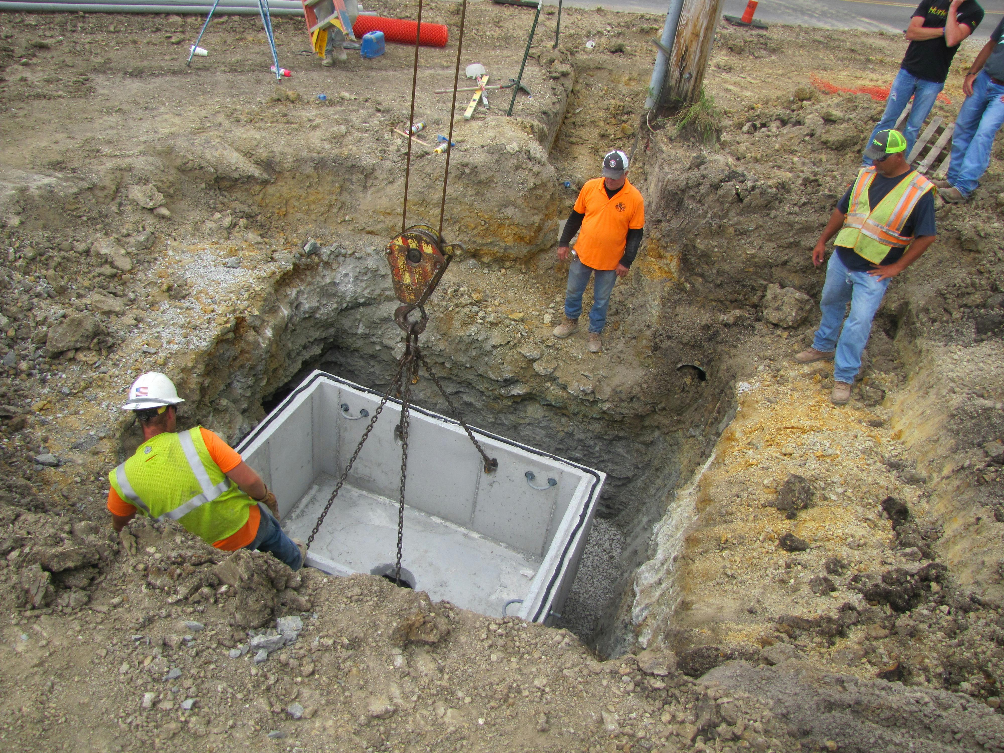 setting a manhole 3.JPG