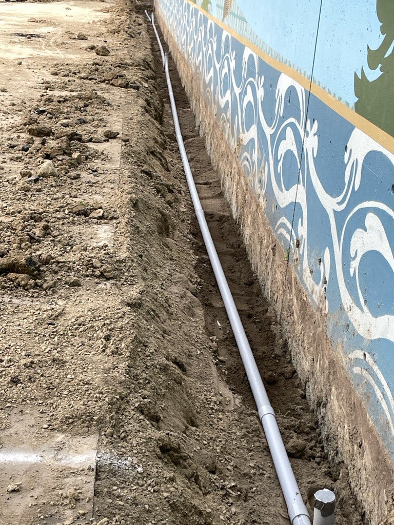 Installing conduit