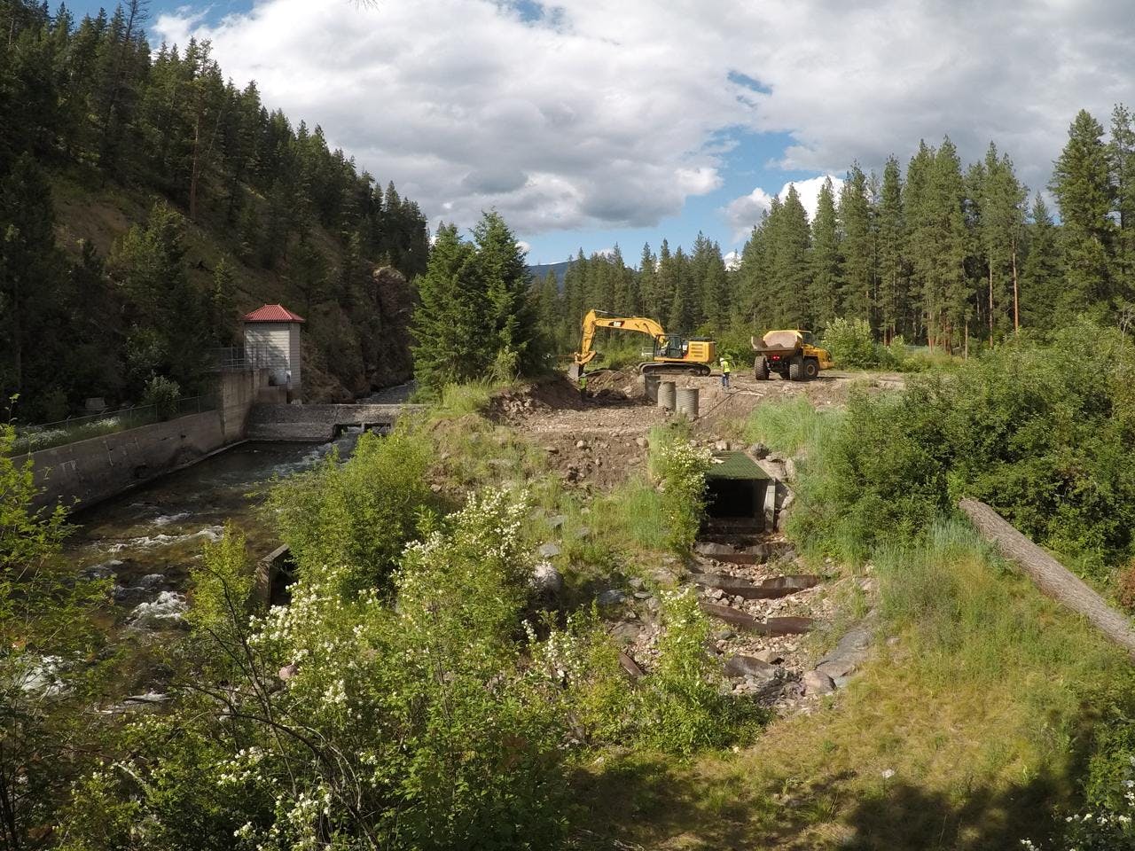 Webcam photo - Dam removal work July 8, 2020