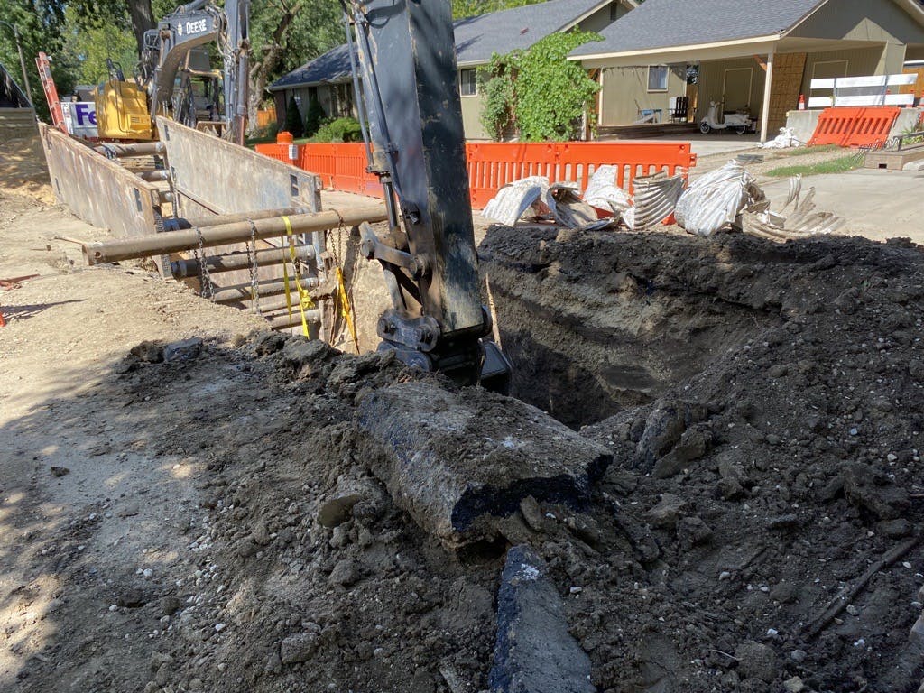 Trench box at site of the sinkhole on September 5