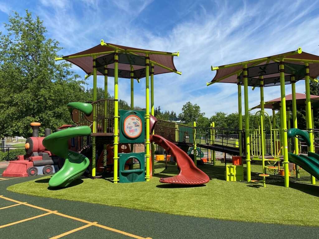 Mercerdale Playground is now open!
