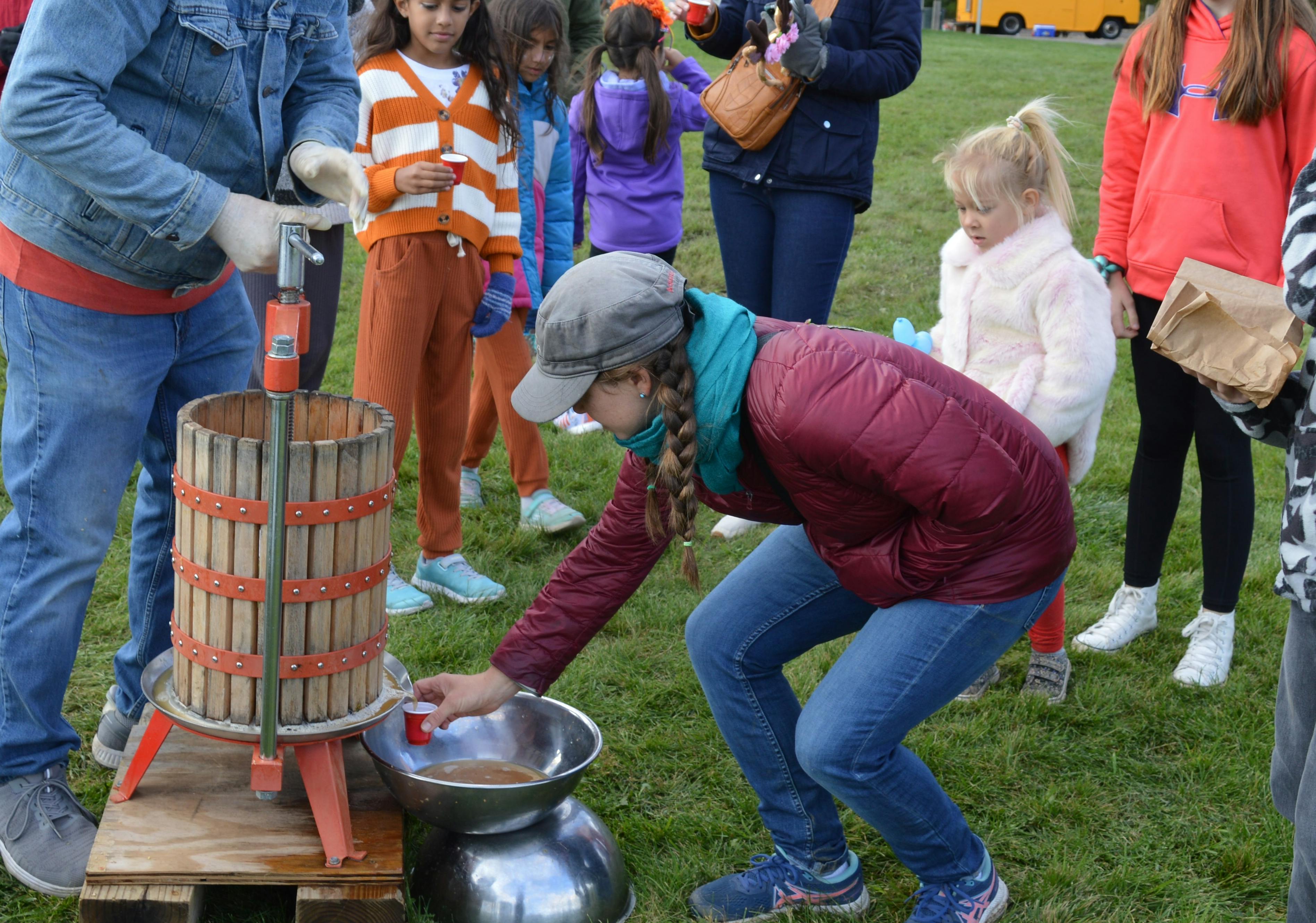 Apple Cider Press Demonstration presented by Flore Orchards