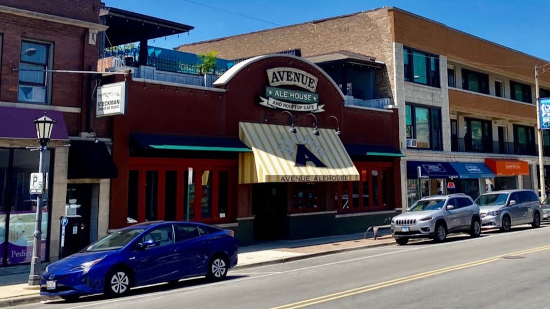 Businesses in the Southtown Oak Park business district