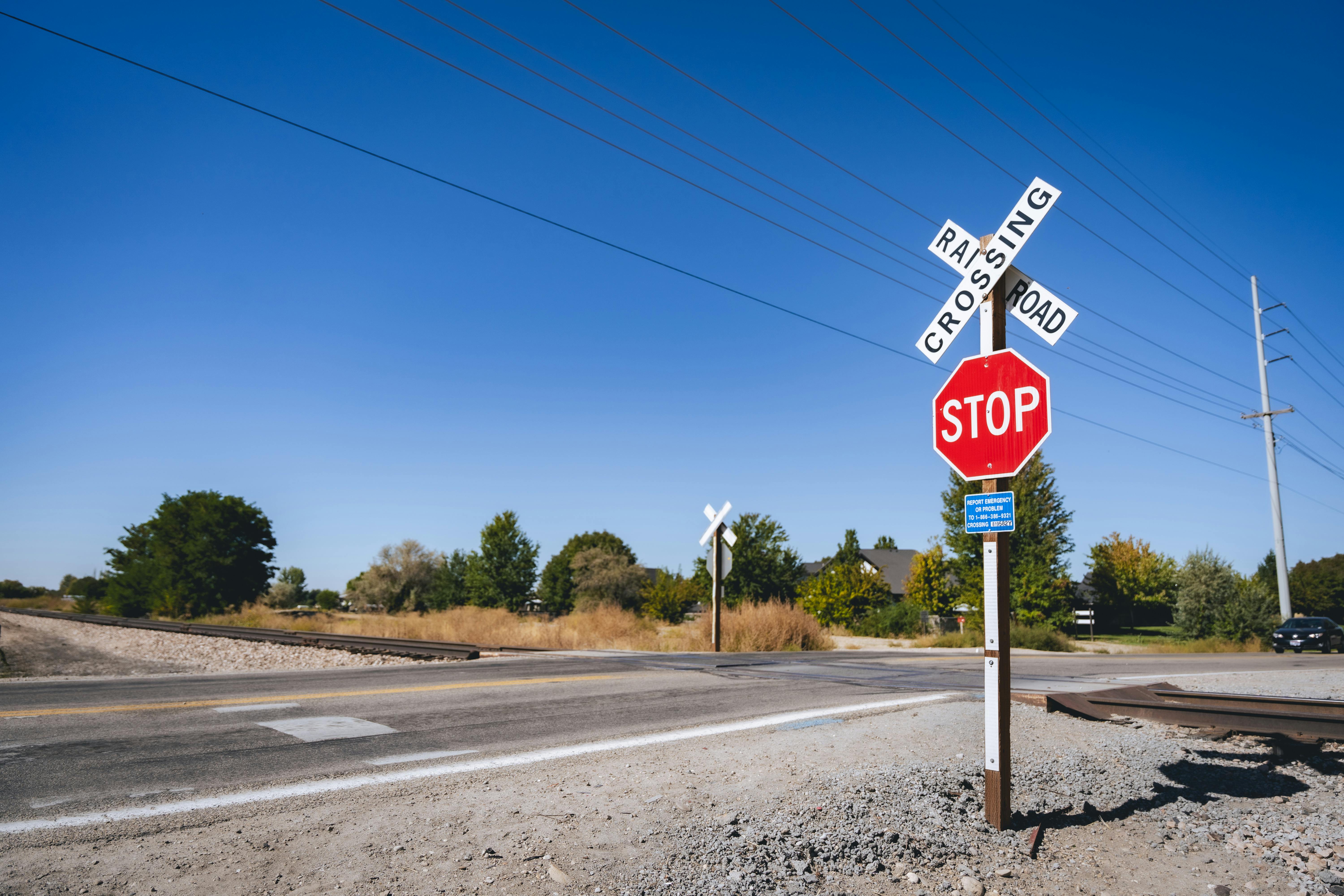 Black Cat and Franklin RR Crossing