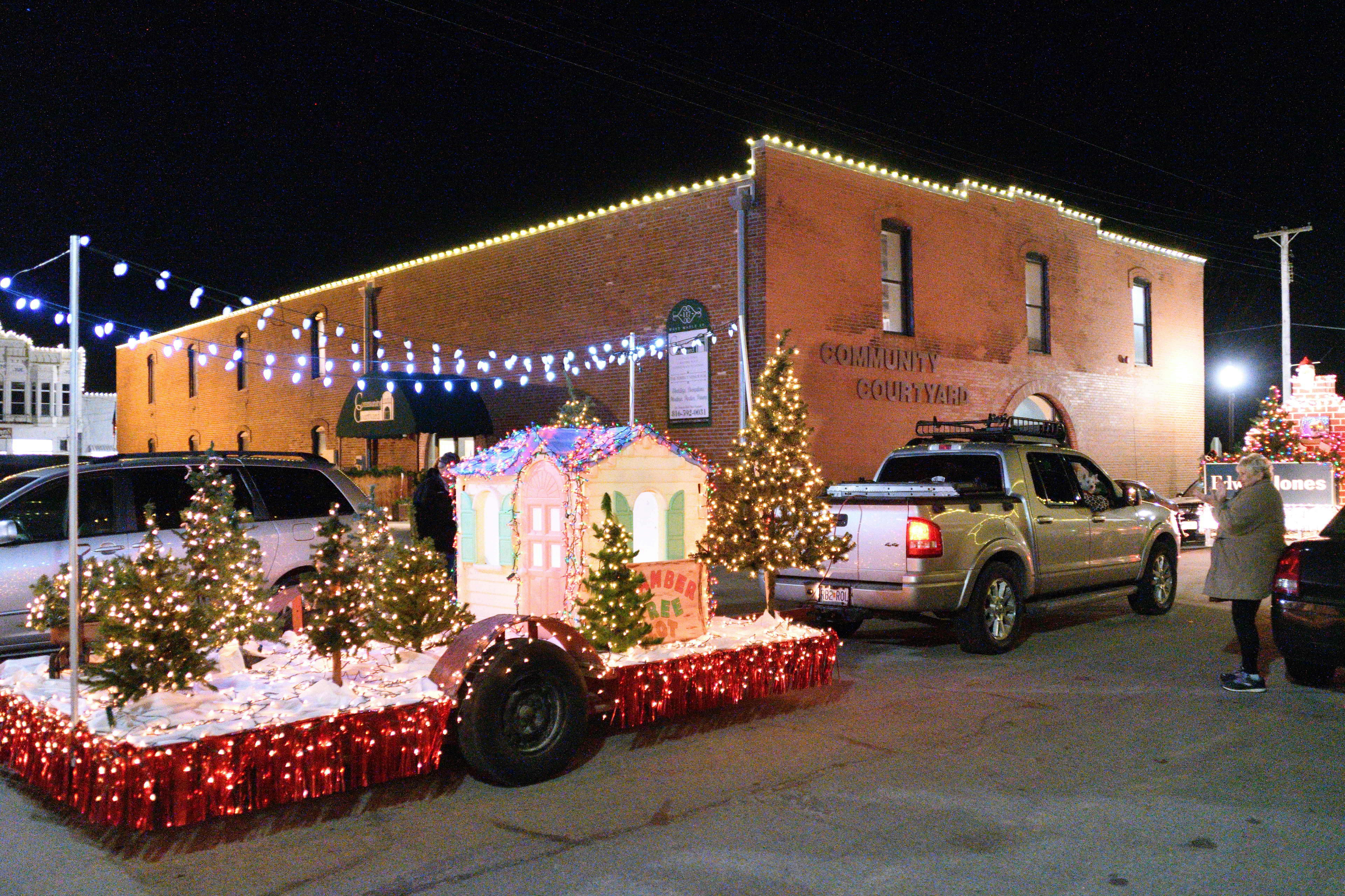 Plattsburg Christmas parade.jpg