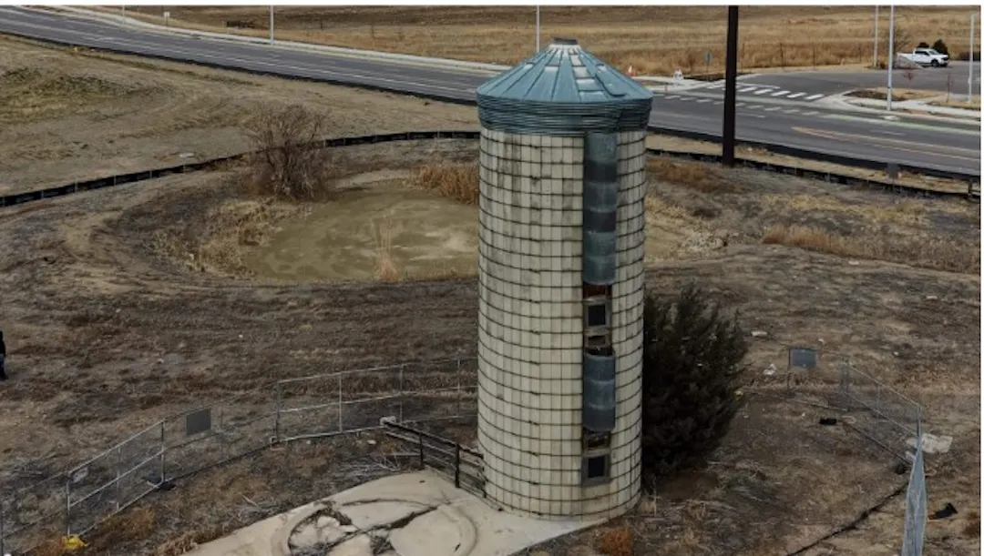 Photo Image of Nordstrom Silo looking northwest