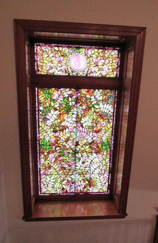 Tiffany-like window