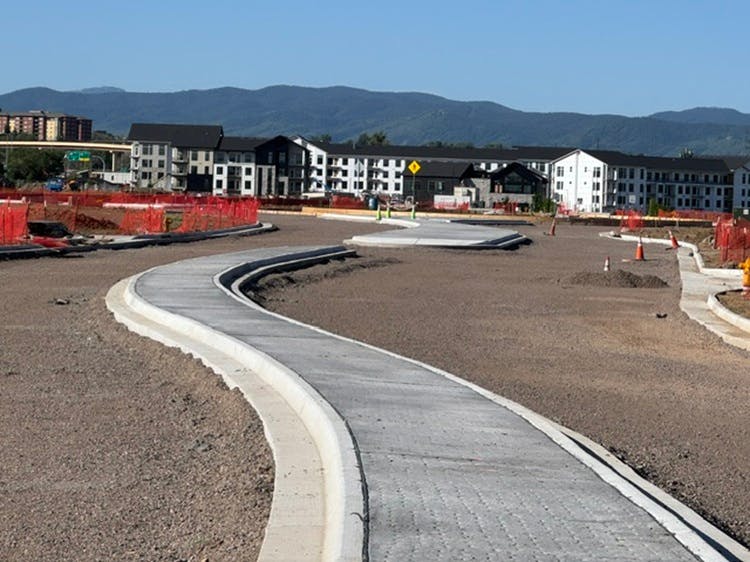 curved curb gutter.jpg