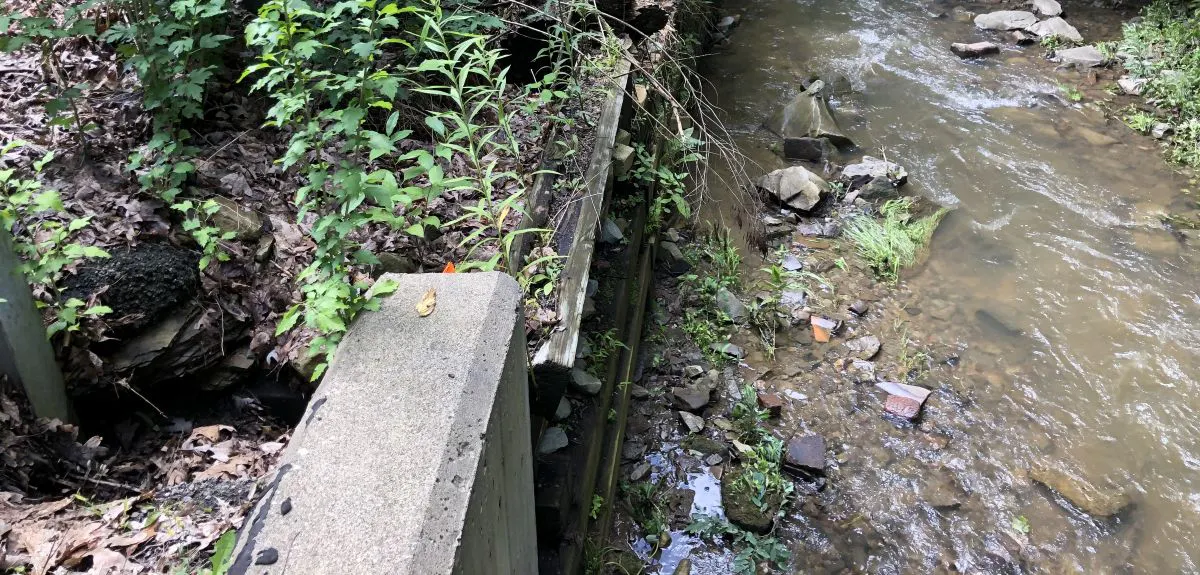 Failing retaining wall along the 500 block of Baileys Run Road