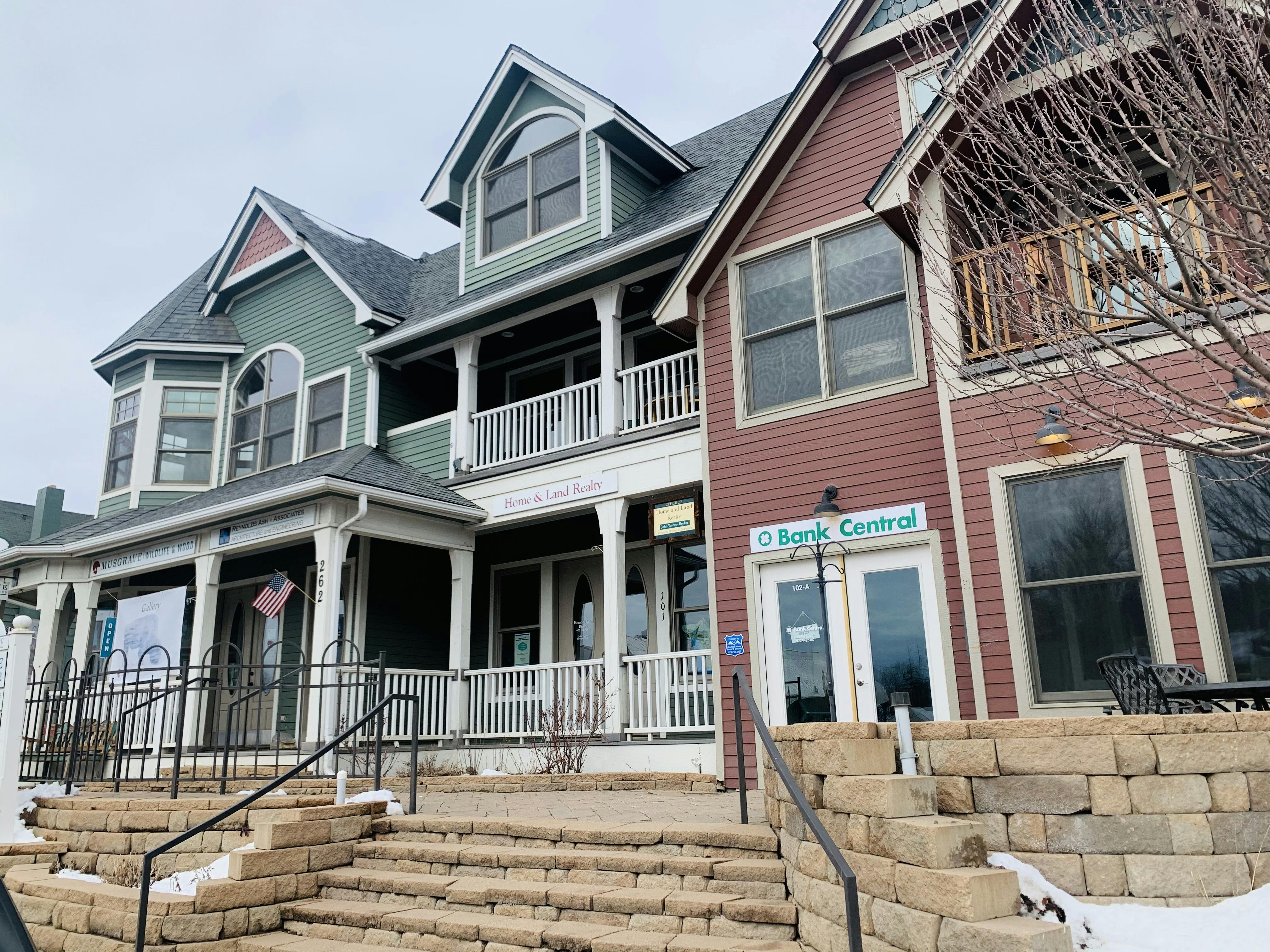 Town Terrace Mixed-Use building 