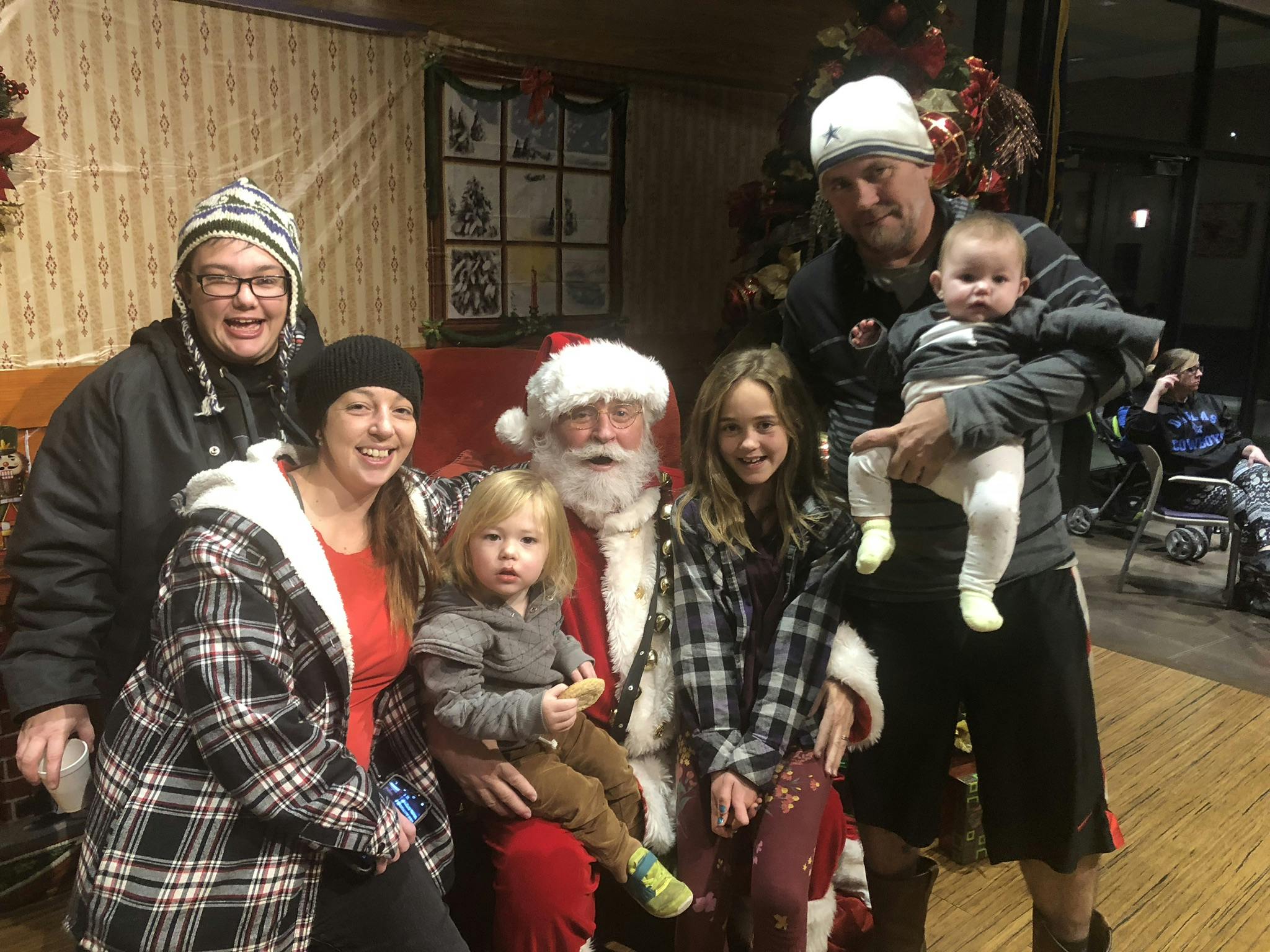 Santa and Family.JPEG